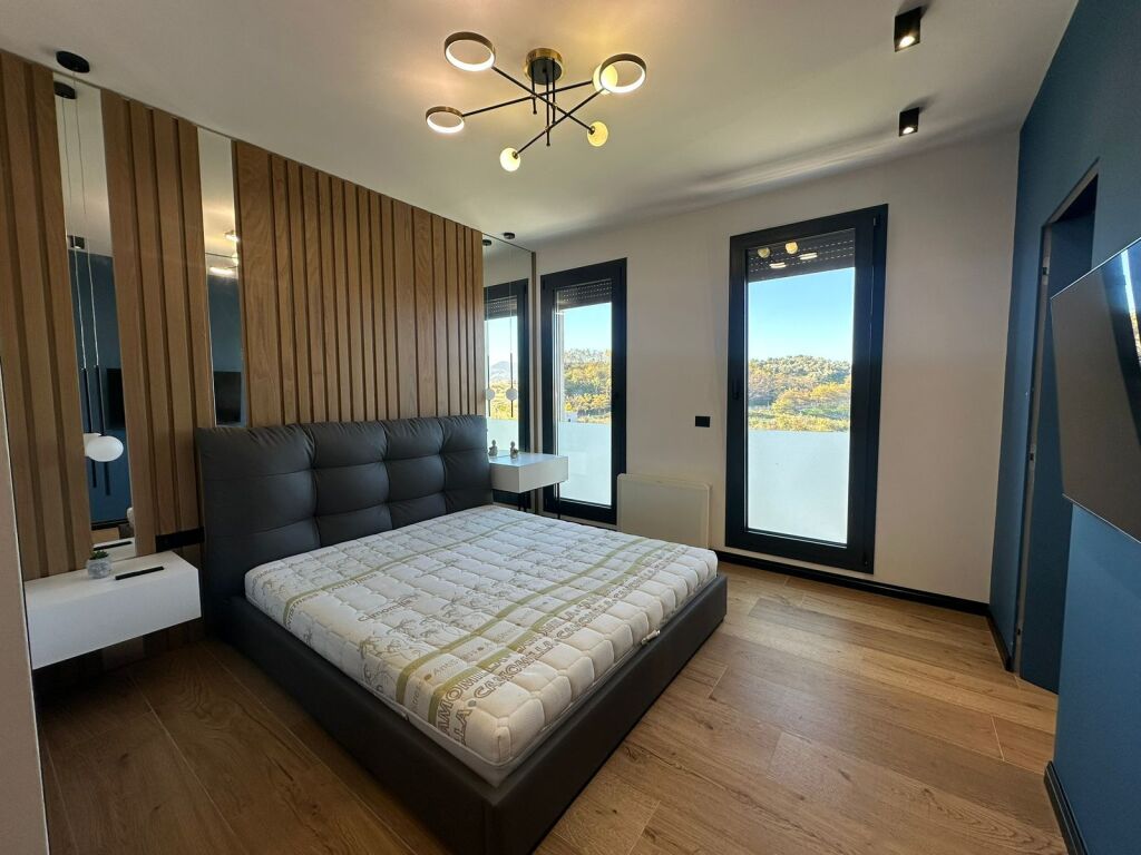 Apartament 3+1+2+Verande me Qira  📍Kompleks Rezidecial,Teg #1372