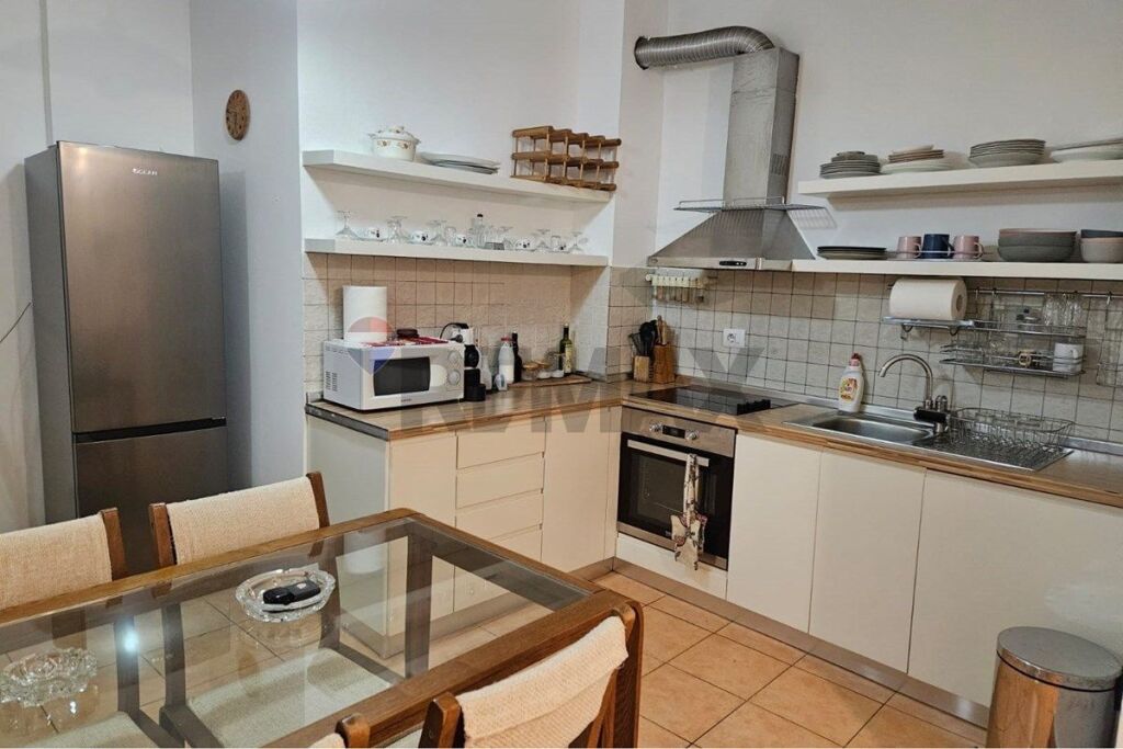 APARTAMENT 2+1 ME QIRA – RRUGA E KAVAJËS
