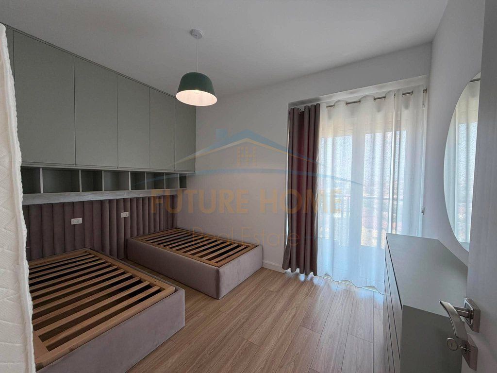 Shitet, Apartament 2+1+2 + Post Parkimi, Fiori di Bosco