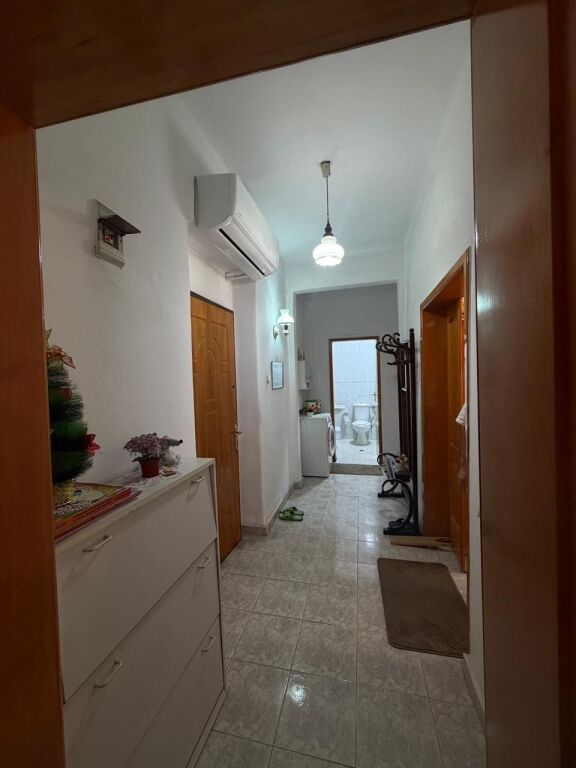 Apartament me qira 2+1, Kinema Agimi