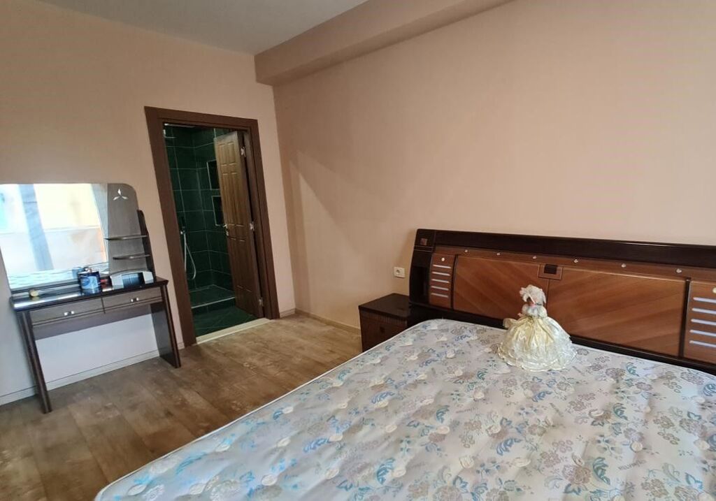 Appartamento 2+2 in affitto ad Astir, Unaza e Re, Yzberisht.