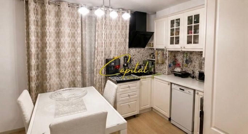SHITET APARTAMENT 2+1 XHAMLLIKU 16.000.000 LEKE