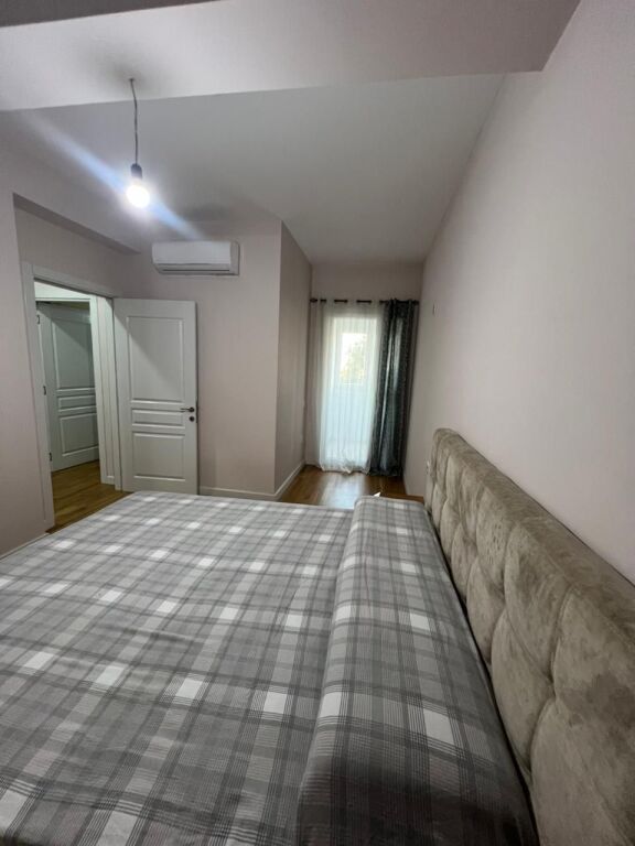 Apartament 2+1 per shitje tek Golden Park prane Amerikan 3.
