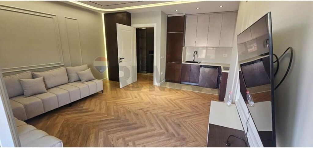 Condominio/Appartamento - In Vendita - Rruga Ali Demi, Tiranë