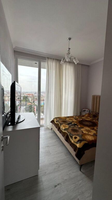 Apartment 1+1 for rent at Rruga Riza Cerova, Rruga Bardhyl, Shkolla e Kuqe.