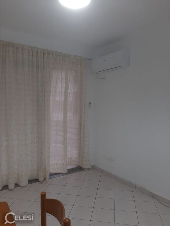 Affitto | Apartament 2 + 1 | Rruga Loni Ligori | 55.000 leke/mese