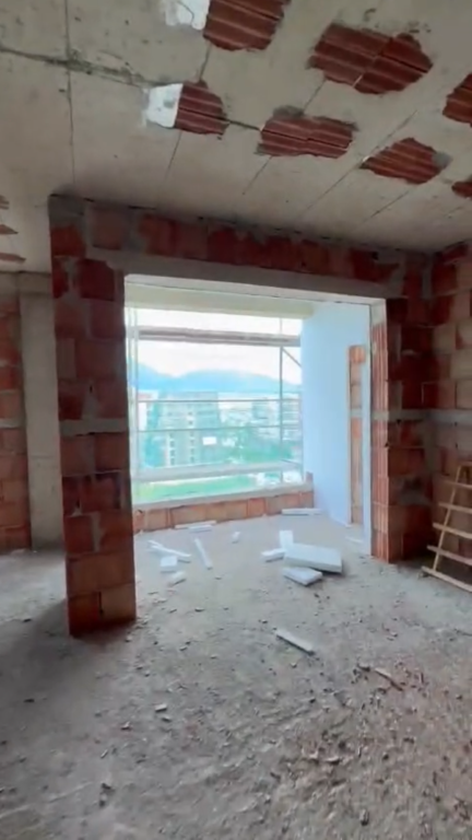 Apartament 1+1+ parkim per shitje Paskuqan !