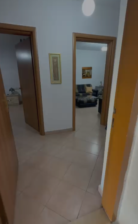 Rent | Apartament 2 + 1 | Zogu i Zi | 600 €/month