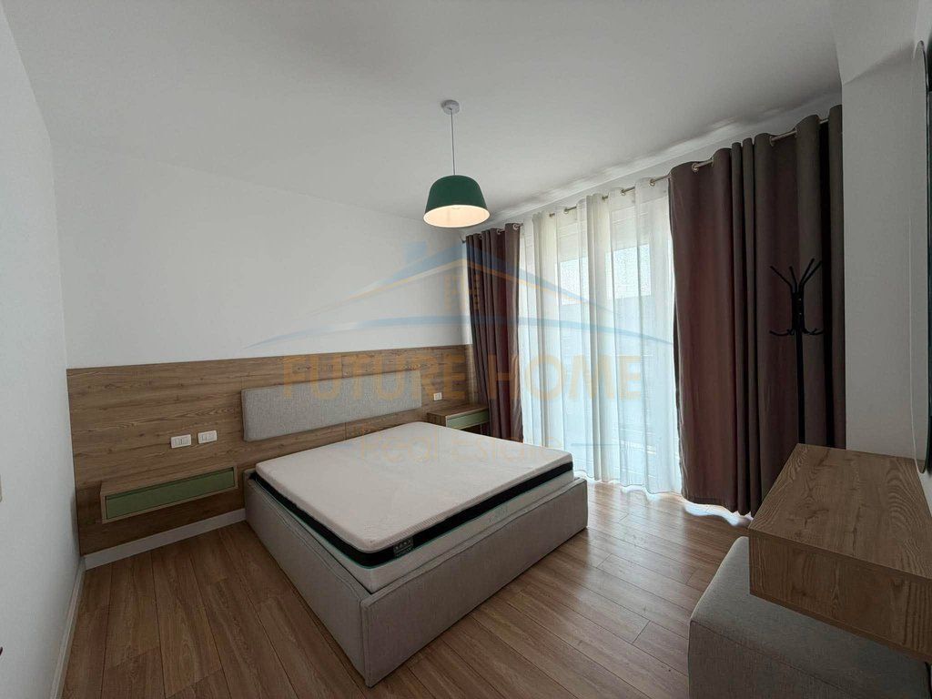 Shitet, Apartament 2+1+2 + Post Parkimi, Fiori di Bosco