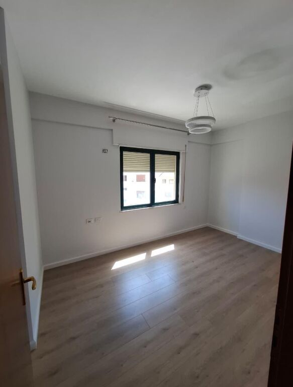 Apartament 2+1 per qera Bosh ne Don Bosko !
