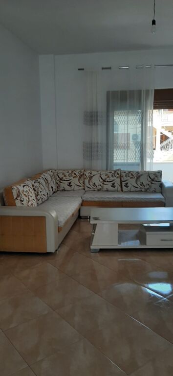 For rent 2+1 apartment, Gjon Mili street near Frigoriferit 400 thousand old lek