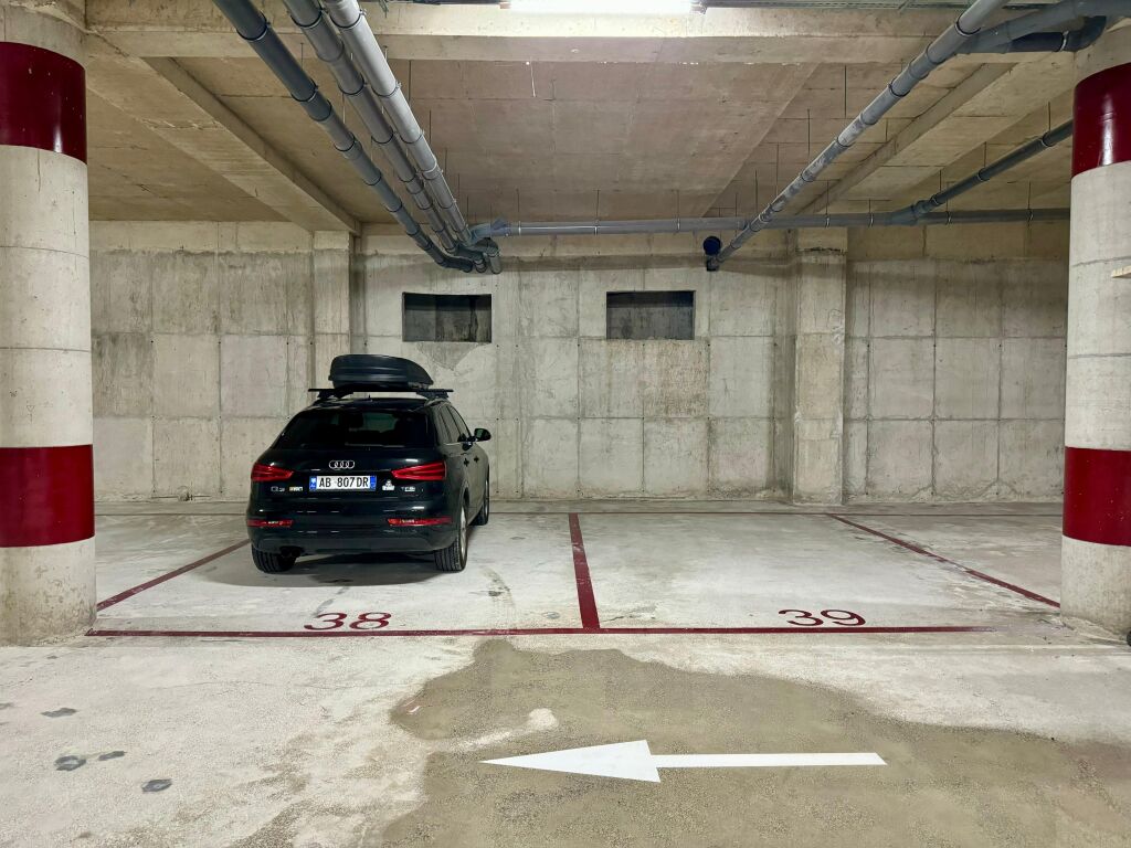 For sale 2+1+Parking space, Former Aviation Field Clover Residence.