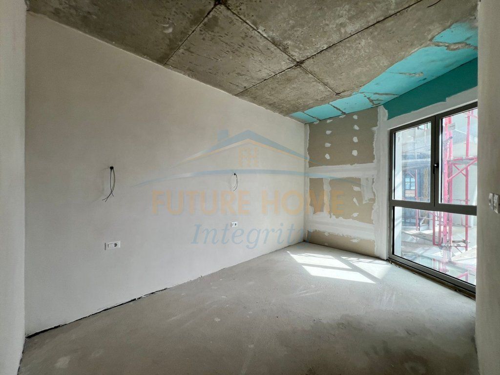 Apartment for sale 3+1+2+2 Parking spaces, Park Avenue Residence, New Boulevard, Tirana.