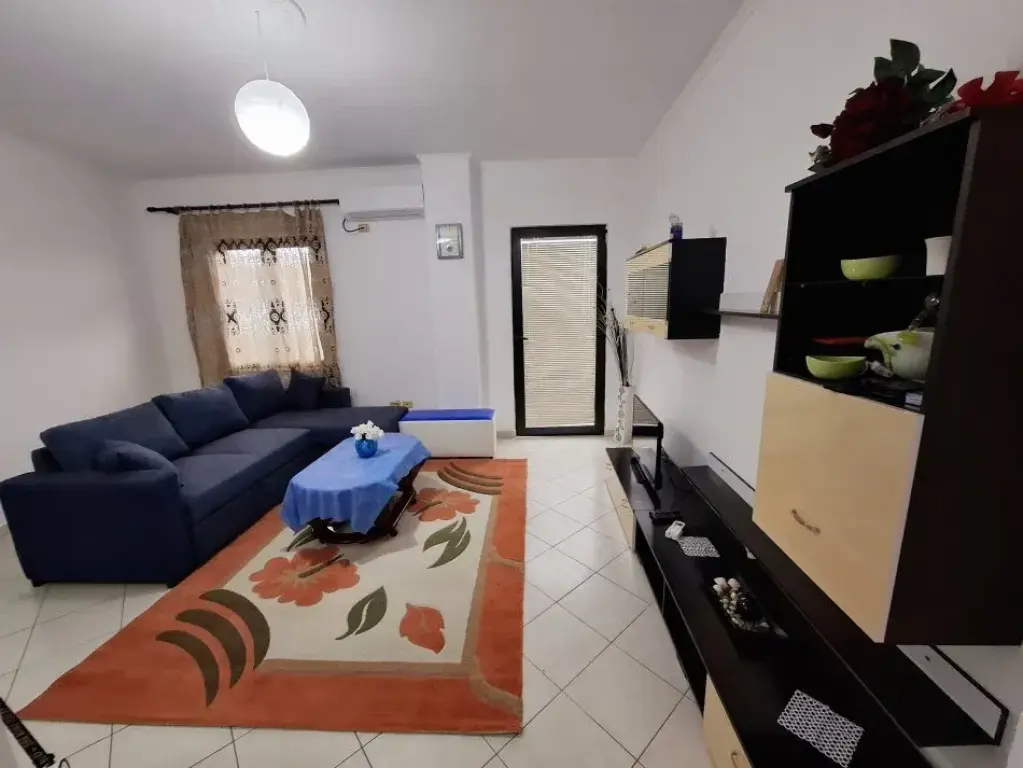 Apartment 1+1 for rent in Yzberisht