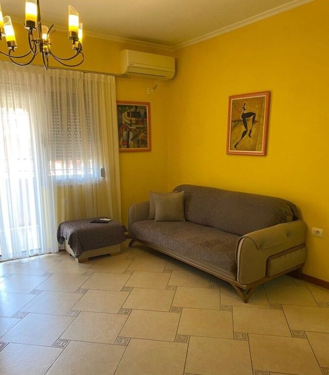 Apartment 2+1+Parking Space for rent at Halili Complex, Selvia, Dibra Street, Medreseja.