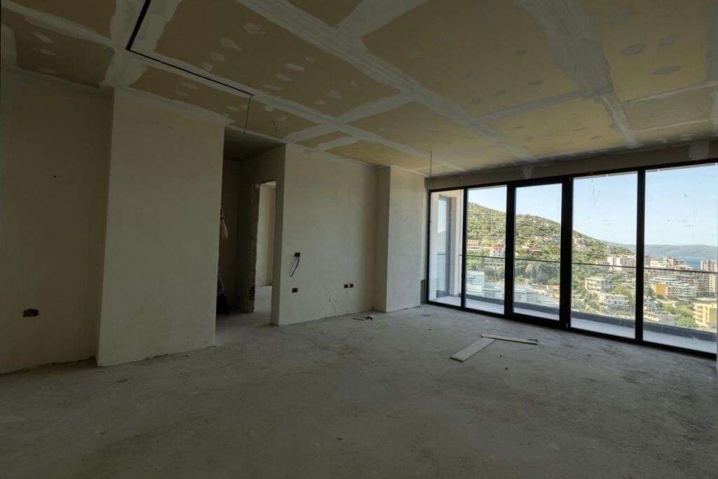 APARTMENT 1+1 WITH SEA VIEW, COLD WATER VLORA