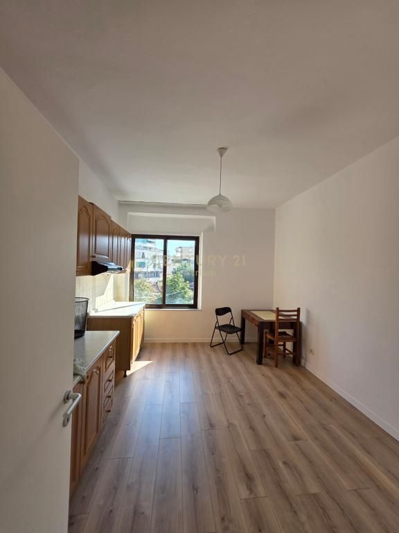 OFFICE SPACE FOR RENT ON ELBASAN STREET!!! 850 € /Month