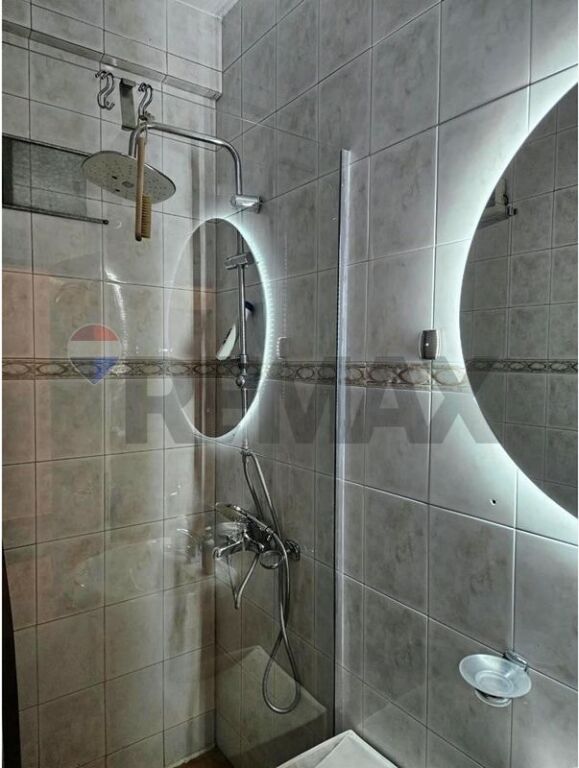 Apartament - Për Qira - Rruga e Kavajës, Tiranë