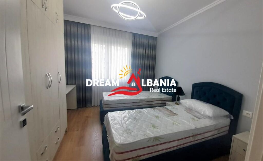 Appartamento super lussuoso 2+1+2 con posto auto a Zogu i Zi vicino al Ring Center (ID 42214456)