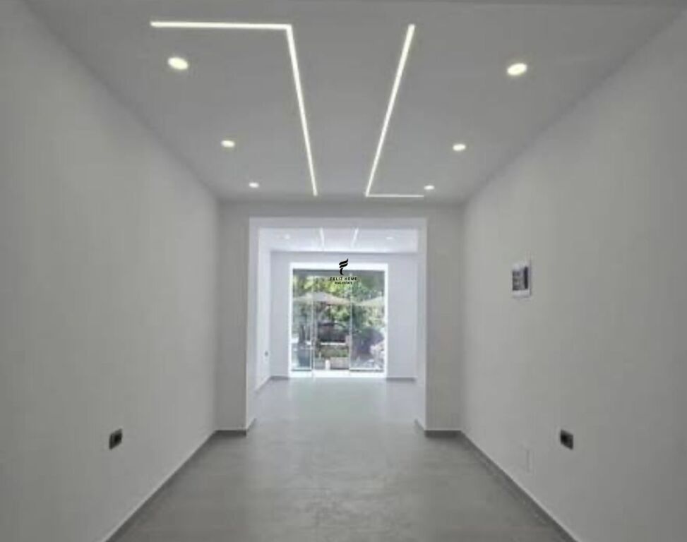 NEGOZIO IN AFFITTO 150 M2 VIA DIBRA 350.000 LEKE FH-91136