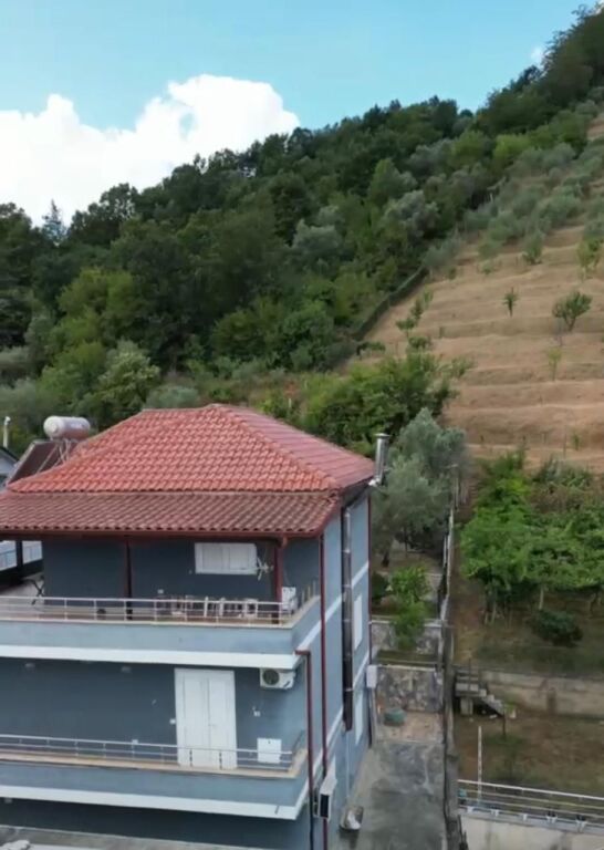 🏡 VILLA SU TRE PIANI IN VENDITA | VORË