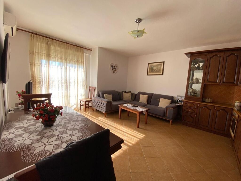 FOR RENT APARTMENT 2+1 ILIRIA BEACH DURRES 400 EURO