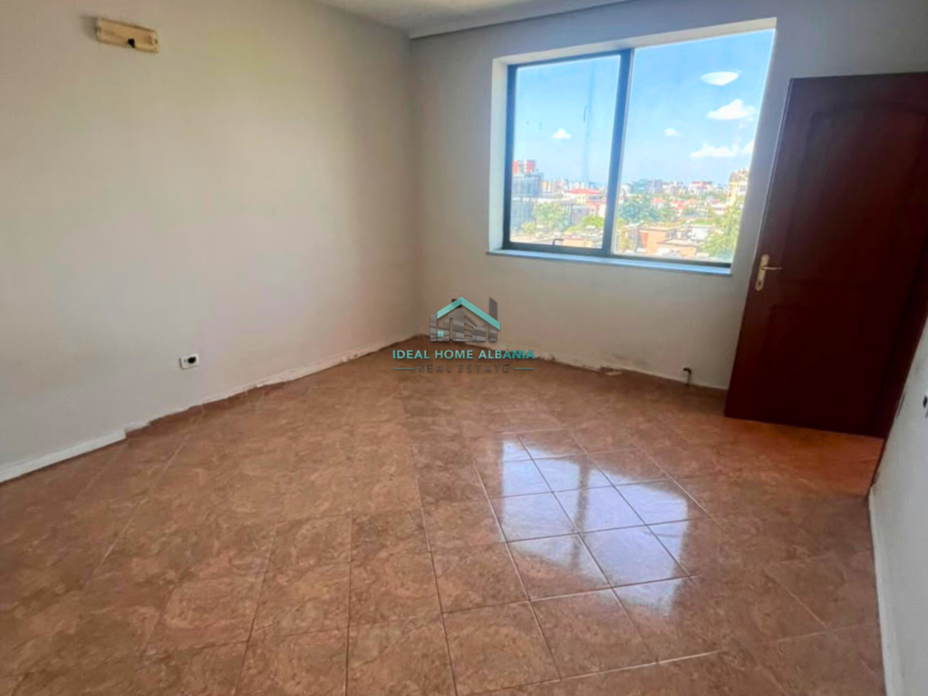 APARTAMENT 2+1 NË SHITJE – 21 DHJETORI, TIRANË