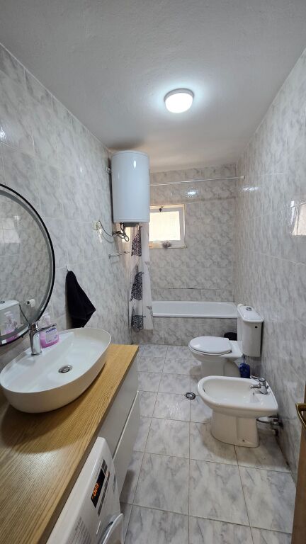 Qera, Apartament 2+1, Rruga Dritan Hoxha, Post parkimi