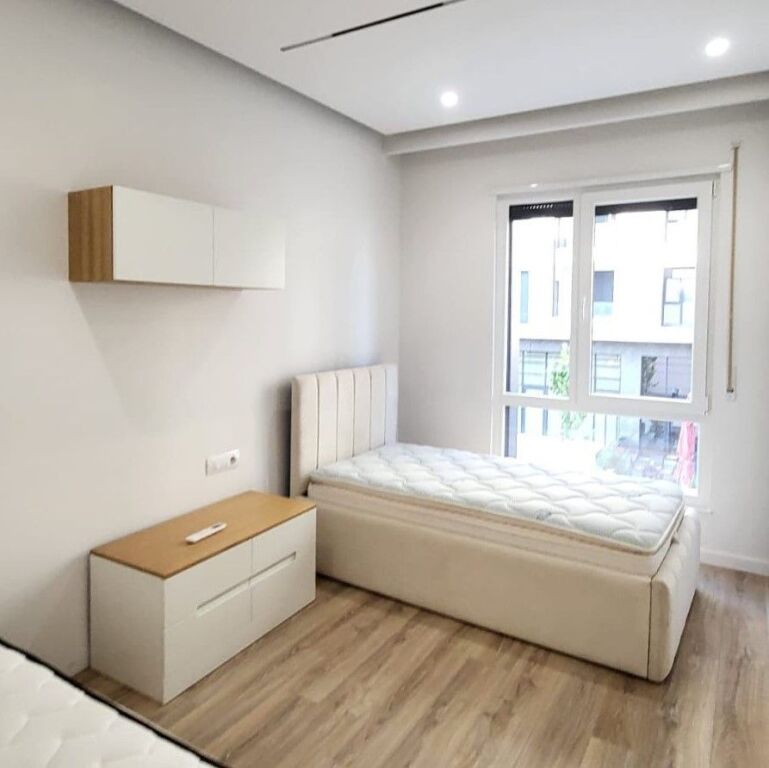 🏡 SHITET | APARTAMENT 2+1 + LAVANDERI – PORCELAN