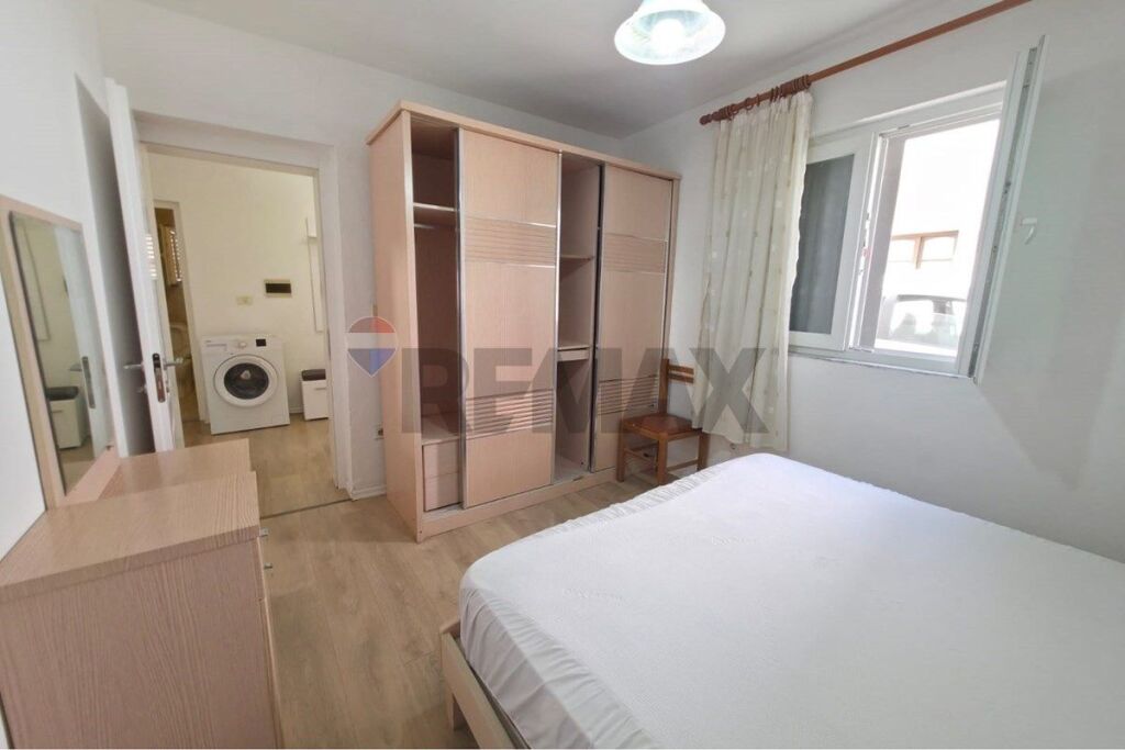 Apartament - Për Qira - Qyteti Studenti, Tiranë