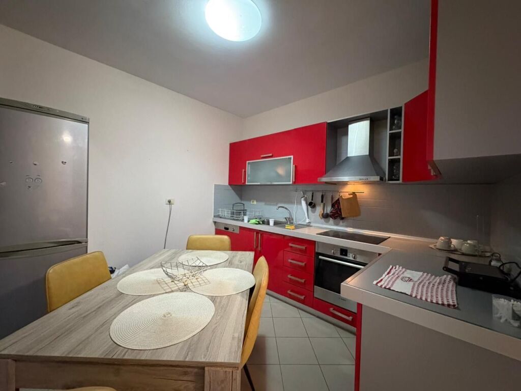 Apartament 2+1 me qira tek Selvia