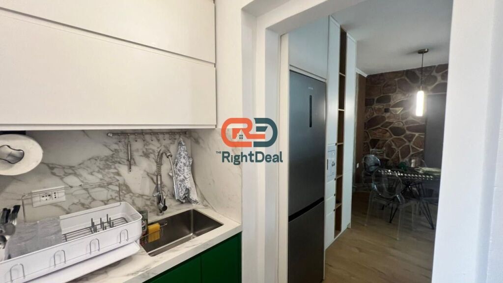 A Myslym Shyri, Appartamento 2+1 Appena Investito In Affitto!!!