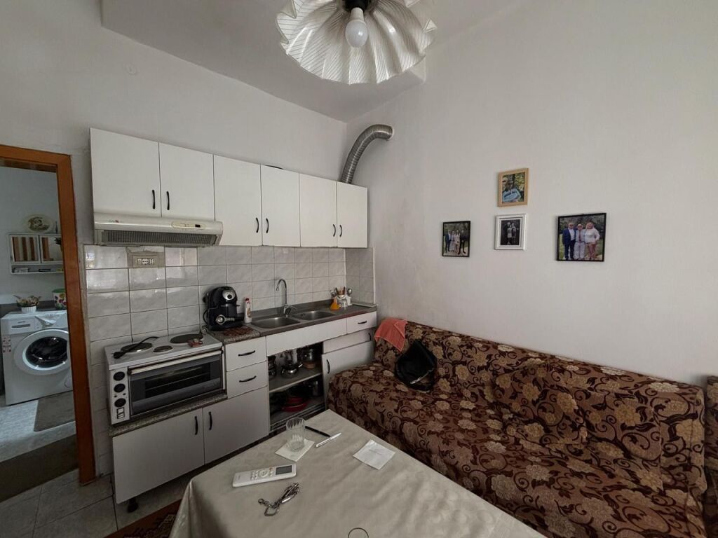 Apartament me qira 2+1, Kinema Agimi