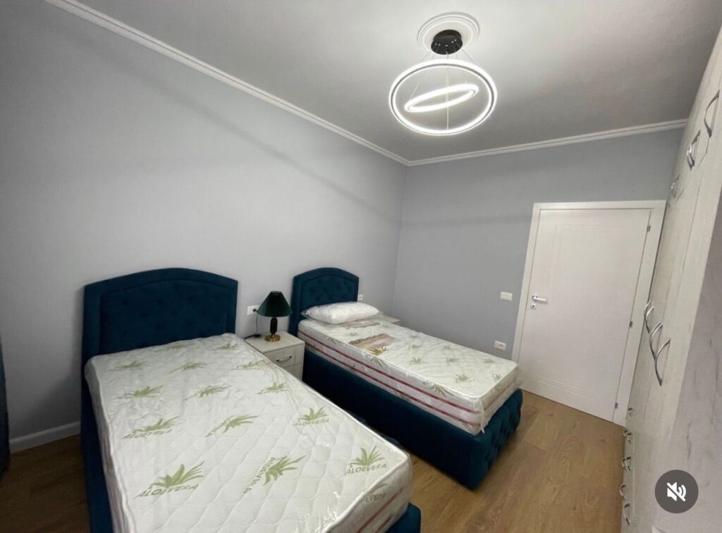 Apartament 2+1 me qira Zogu i Zi