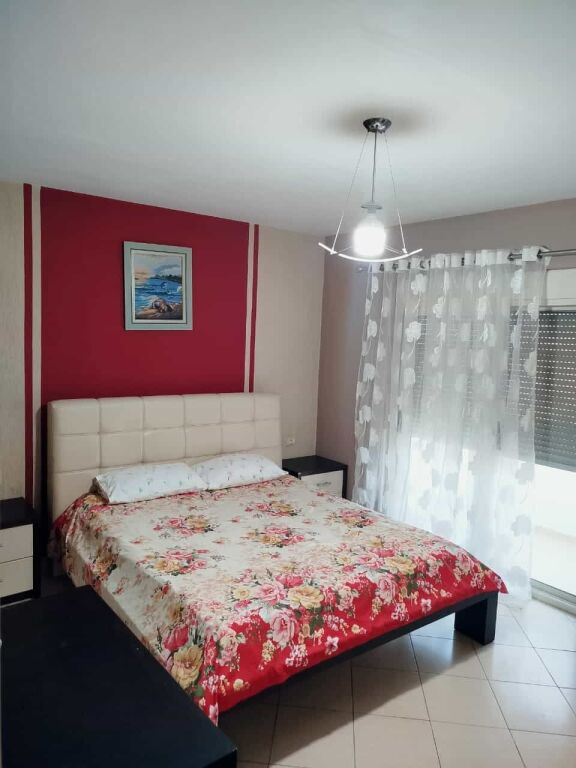 Appartamento in affitto 2+1 di fronte al Nuovo Maternità (ID B22182) Tirana