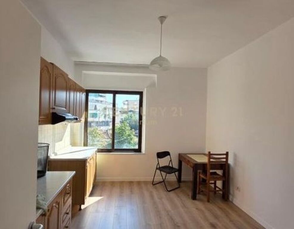 🏢 OFFICE FOR RENT – ELBASANI STREET, TIRANA