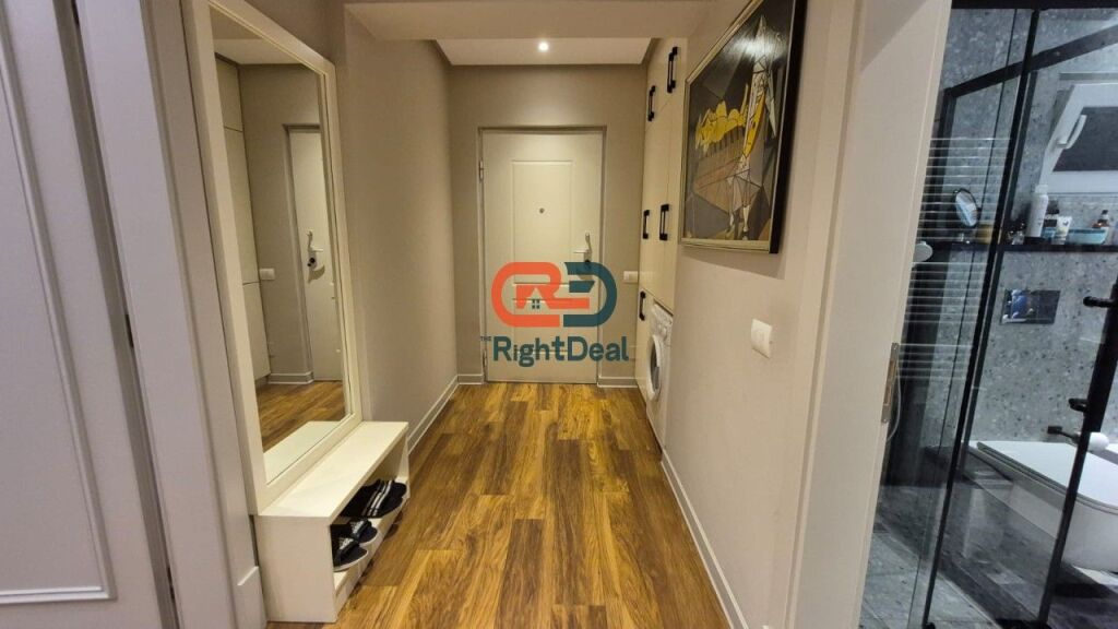 Tek Brryli, Shitet Super Apartament 1+1, Me Strukture Te Rregullt Dhe I Investuar Totalisht !!!!