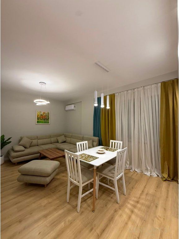 JEPET ME QIRA APARTAMENT 1+1 NË ASTIR – PALLATET ROMARJO
