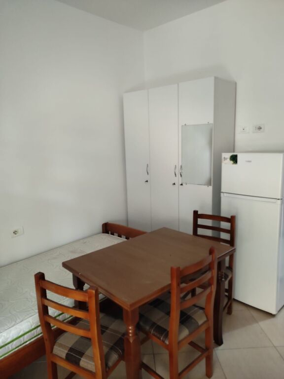 STUDIO APARTMENT 28000 LEKE AND 30000 LEKE.ECONOMIC FACULTY