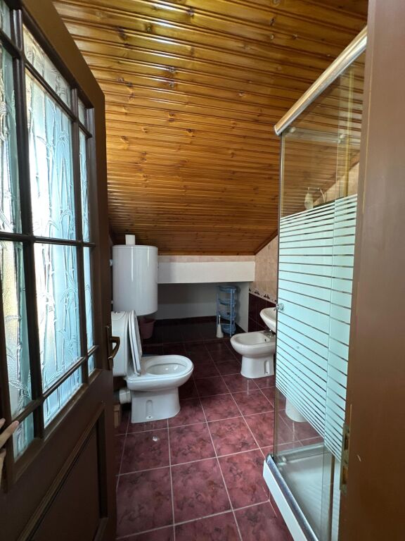 Qera | Apartament 2 + 1 | Pazari I Ri – Rruga Fadil Rada | 800 €/muaj