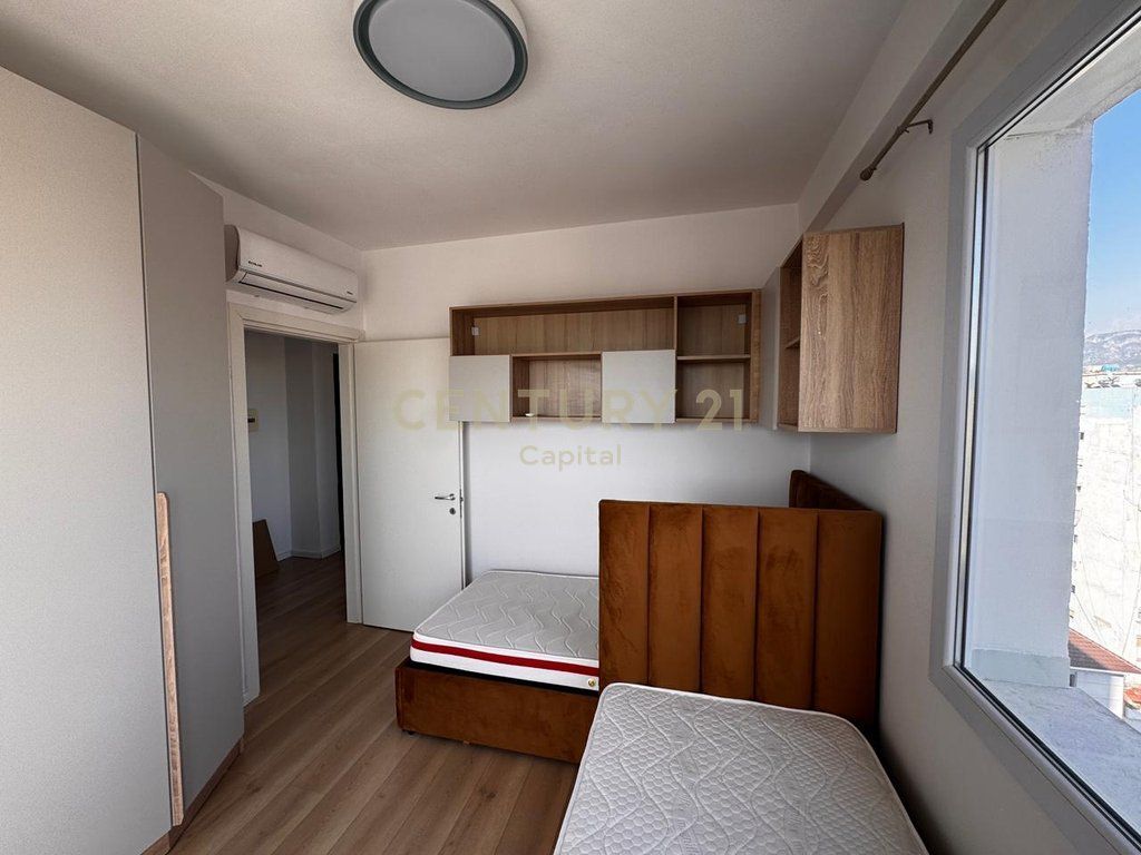 Apartament 2+1 për Qera tek Ish Fusha e Aviacionit, Tiranë 700 € /Muaj 65,000 Lekë /Muaj
