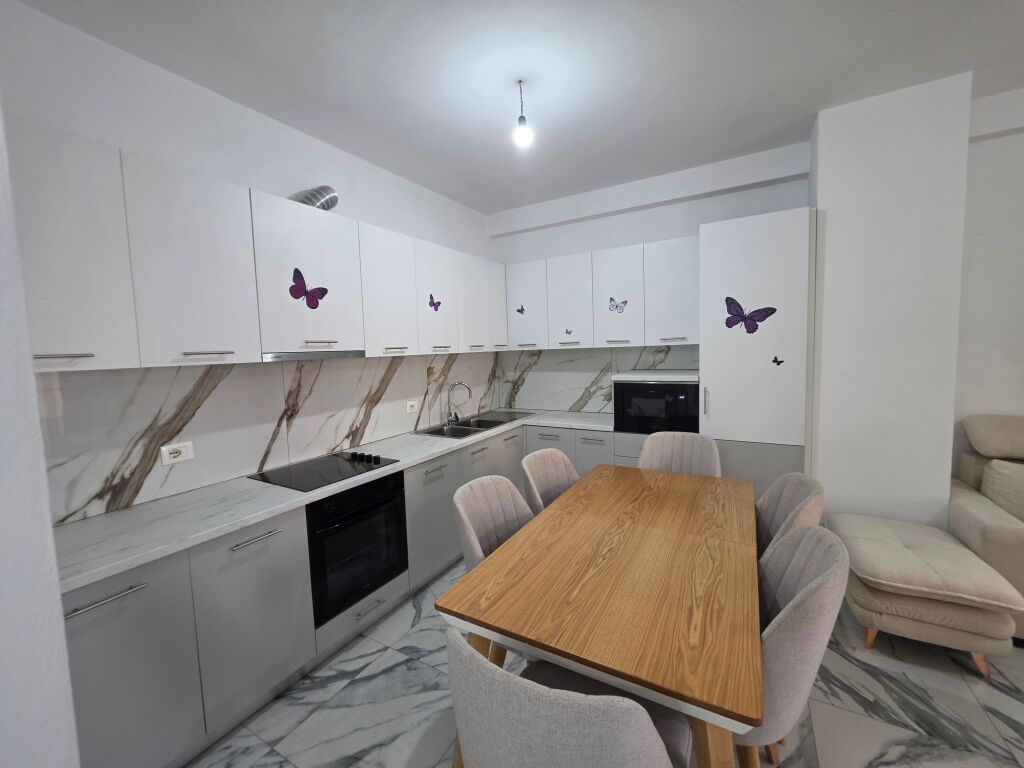 🏡 Apartment 2+1 for rent  📍 Grand Gallery, Yzberish  💵 Price: 50,000 Lek/Month