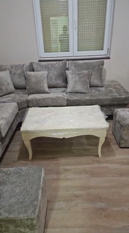 Apartament 3+1 prane Qytet Studenti Tirane !