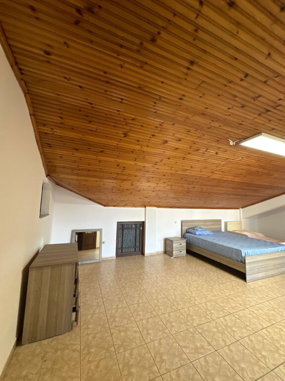 Qera | Apartament 2 + 1 | Pazari I Ri – Rruga Fadil Rada | 800 €/muaj
