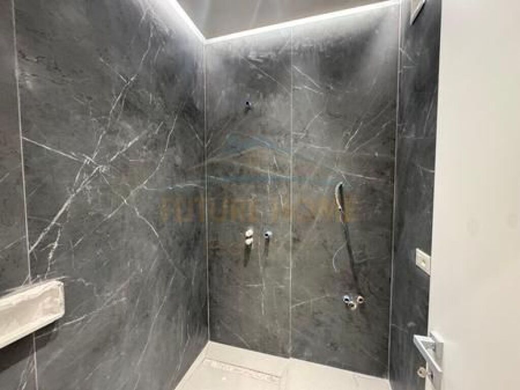 In vendita, Appartamento 2+1+2, Quartum Residence, Via Panorama.