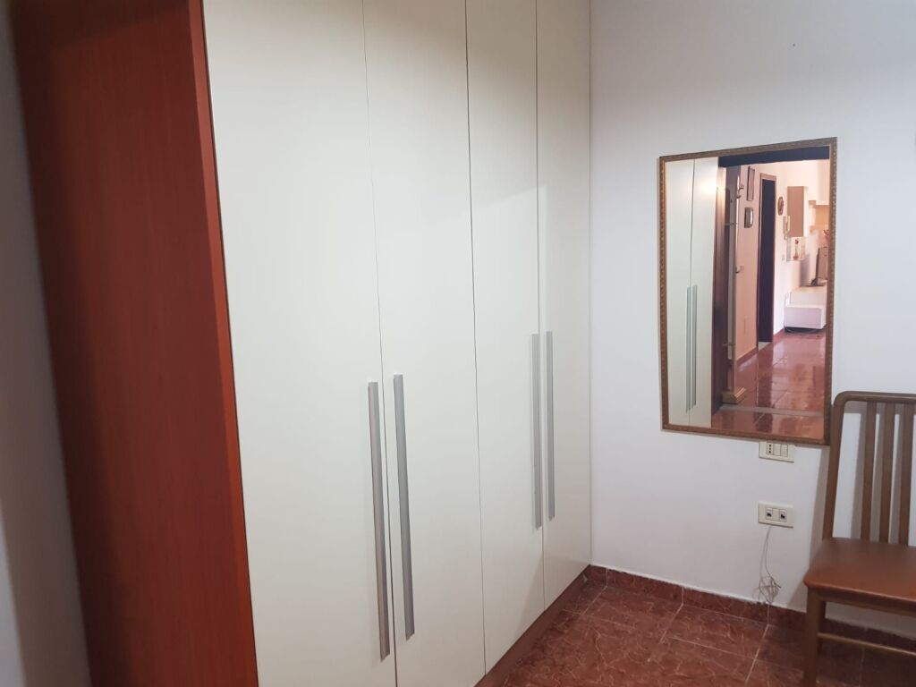 🏢Rruga e Elbasanit,prane Deges se Thesarit shitet apartament  2+1, 220,000€uro