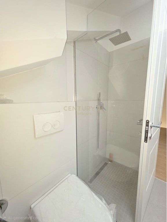 DUPLEX APARTMENT 2+1+2 + PARKING SPACE FOR RENT ABOVE THE OVERPASS OF THE PARSI MUNICIPALITY
