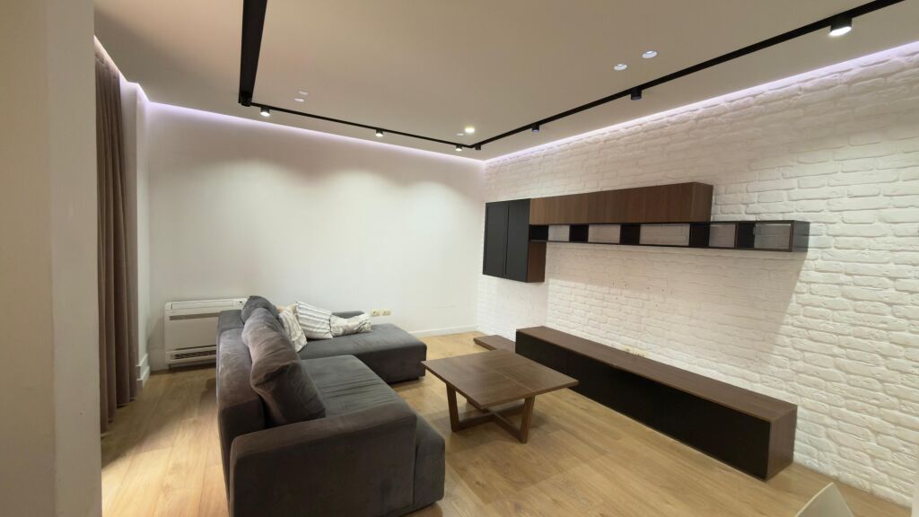 🏡 VENDESI APPARTAMENTO 2+1 CON VERANDA – VICINO A NELA 6