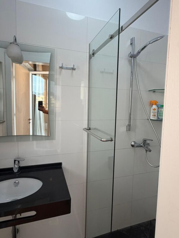Apartament luksoz 2+1+2 me qira në Astir