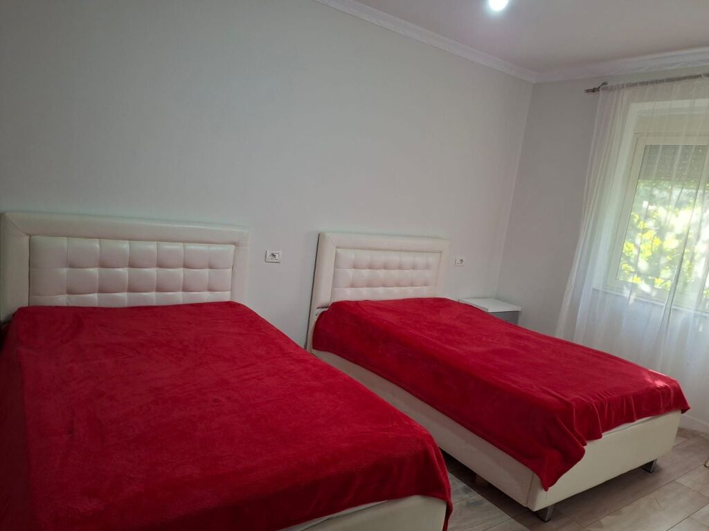 Apartment 2+1 for rent at Ura e Tabakeve